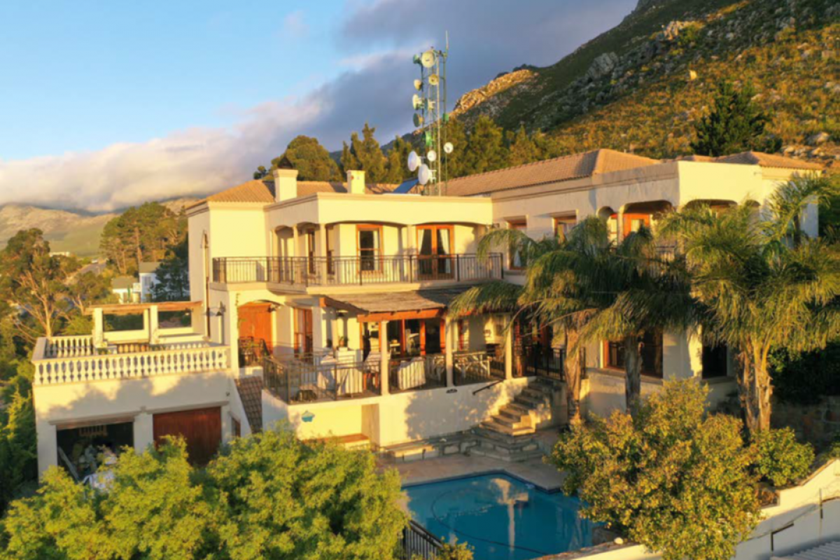 UNTU Holiday Benefits La Vue Parfaite