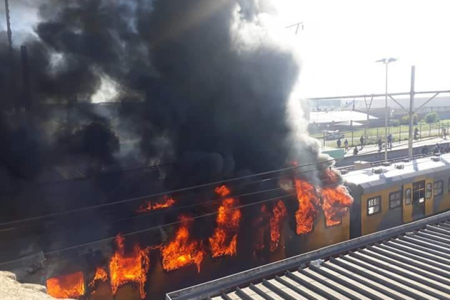 TWO TRAIN COACHES TORCHED IN CAPE TOWN AS GROUP CEO VISITS
