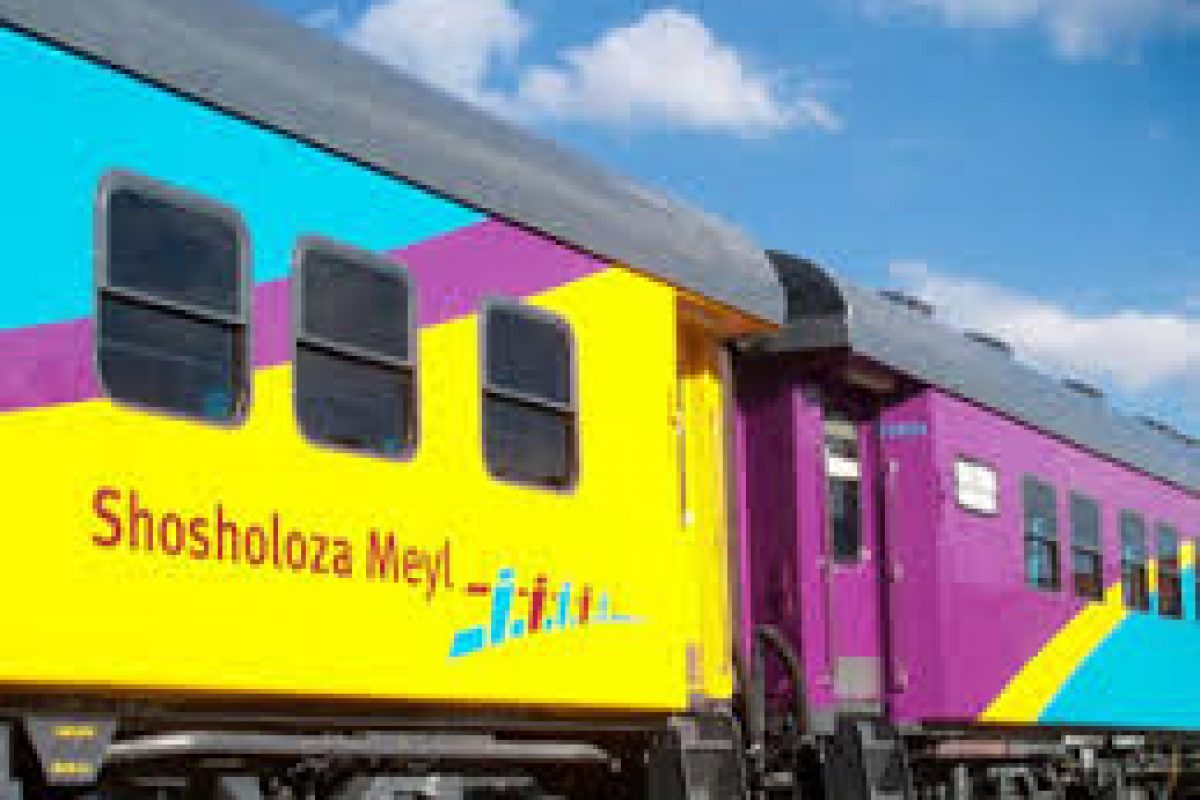 UNTU Executive Council Members saves desperate commuters