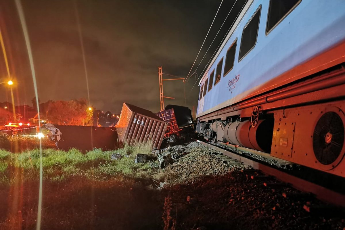 TWO TRAINS COLLIDE LESS THAN TWO WEEKS AFTER PRASA’S SAFETY OPERATING PERMIT IS EXTENDED